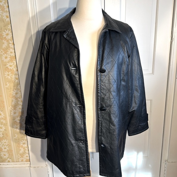 Tribeca Studio Versatile Black Leather Jacket with Diamond Stitching Size L - Picture 7 of 14